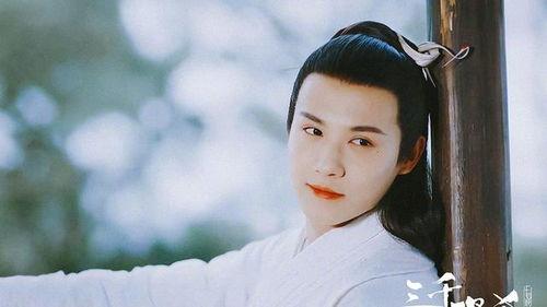 郑业成古装照片,演绎古典美男传奇